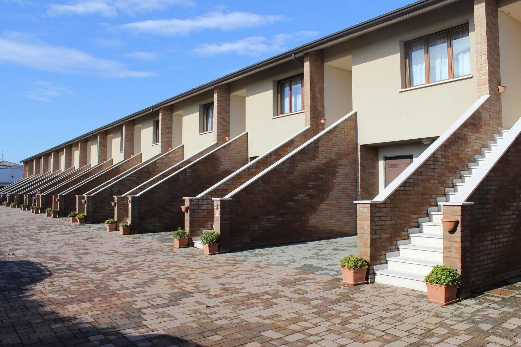 Hotel Blue Relais Garda Carpenedolo Exteriér fotografie